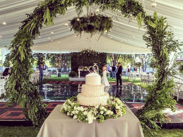 La boda de Jesús Adrián  y Lizbeth  en Tangancícuaro, Michoacán 7