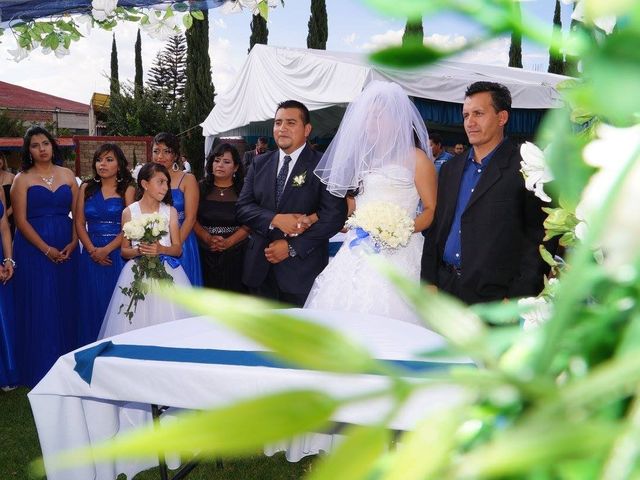 La boda de Nephtali y Berenice en Chimalhuacán, Estado México 13