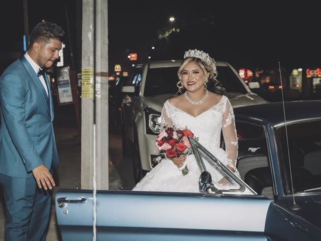 La boda de Ángel y Yesenia en Tijuana, Baja California 18