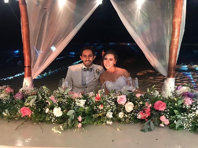 La boda de Carlos y Yuliana  en Ixtapa Zihuatanejo, Guerrero 5