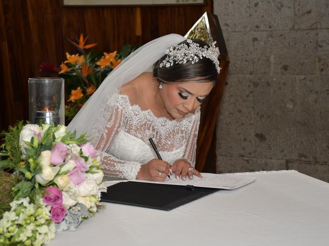 La boda de Héctor y Corina en Guadalajara, Jalisco 2