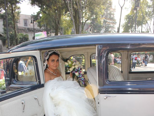 La boda de Jonathan y Lupita en Coyoacán, Ciudad de México 3