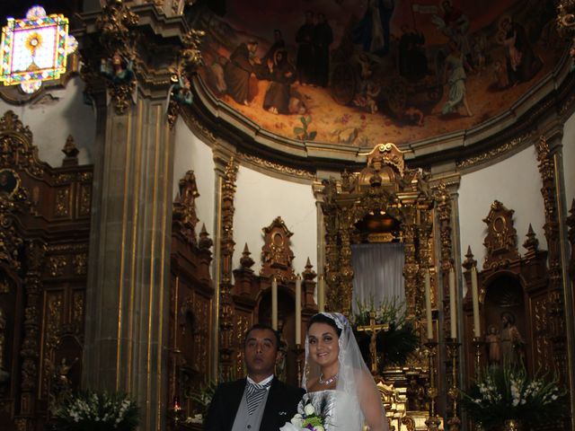 La boda de Jonathan y Lupita en Coyoacán, Ciudad de México 13