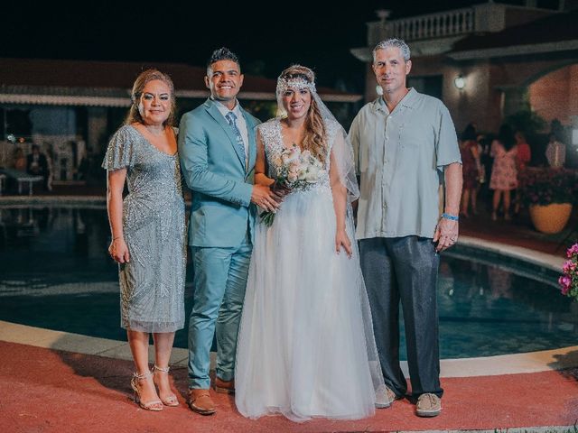 La boda de JeanCarlo  y Estephani  en Acapulco, Guerrero 13