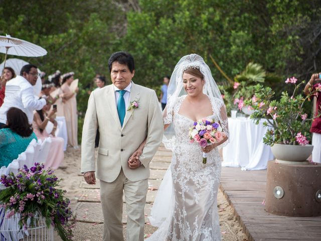 La boda de Francisco y Celene en Ixtapa Zihuatanejo, Guerrero 17