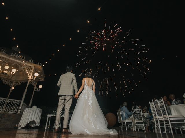 La boda de Jonathan y Gabriela en Puerto Vallarta, Jalisco 3