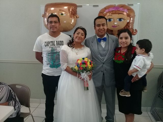La boda de Alejandro y Lili en Gustavo A. Madero, Ciudad de México 15