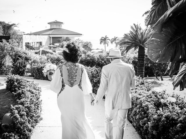 La boda de Marcos y Irma en Ixtapa Zihuatanejo, Guerrero 3