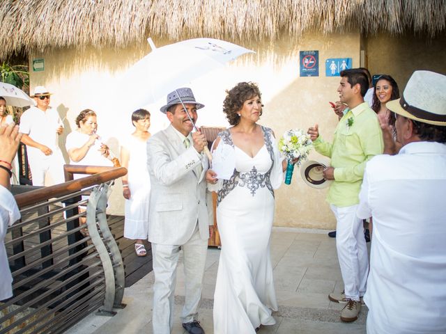 La boda de Marcos y Irma en Ixtapa Zihuatanejo, Guerrero 8