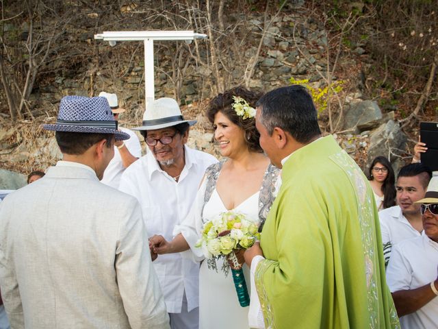 La boda de Marcos y Irma en Ixtapa Zihuatanejo, Guerrero 15