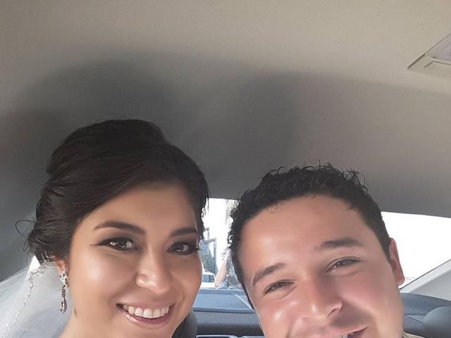 La boda de Jesús Adrián y Victoria en Puerto Vallarta, Jalisco 16