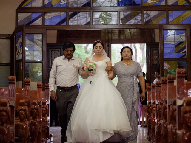 La boda de Víctor y Mary en San Pedro, Coahuila 11