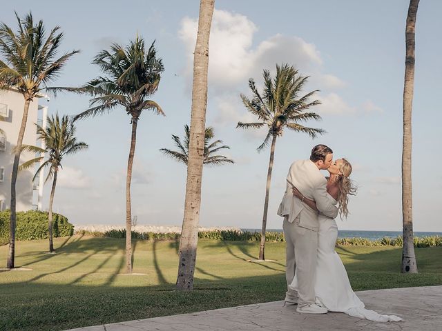 La boda de Ali y Brad
