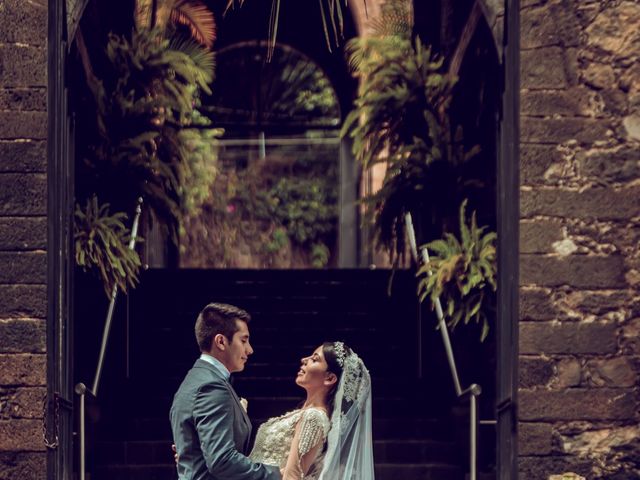 La boda de Hugo y Leslie en Uruapan, Michoacán 20