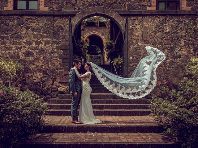 La boda de Hugo y Leslie en Uruapan, Michoacán 21