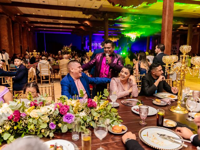 La boda de Hugo y Leslie en Uruapan, Michoacán 33