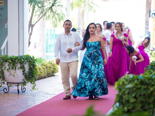 La boda de Arturo y Claudia en Cancún, Quintana Roo 47