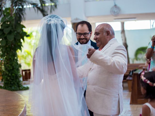 La boda de Arturo y Claudia en Cancún, Quintana Roo 55