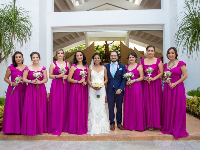 La boda de Arturo y Claudia en Cancún, Quintana Roo 69