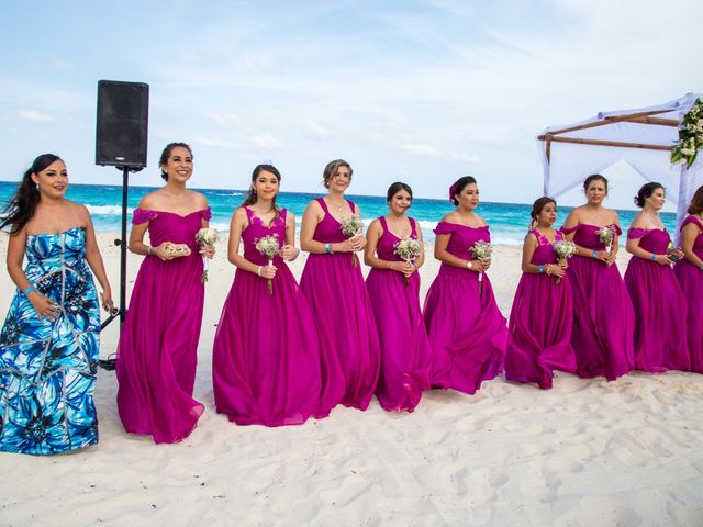 La boda de Arturo y Claudia en Cancún, Quintana Roo 78