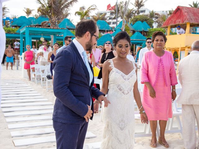 La boda de Arturo y Claudia en Cancún, Quintana Roo 81