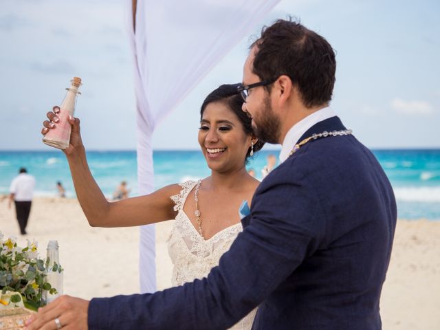 La boda de Arturo y Claudia en Cancún, Quintana Roo 87