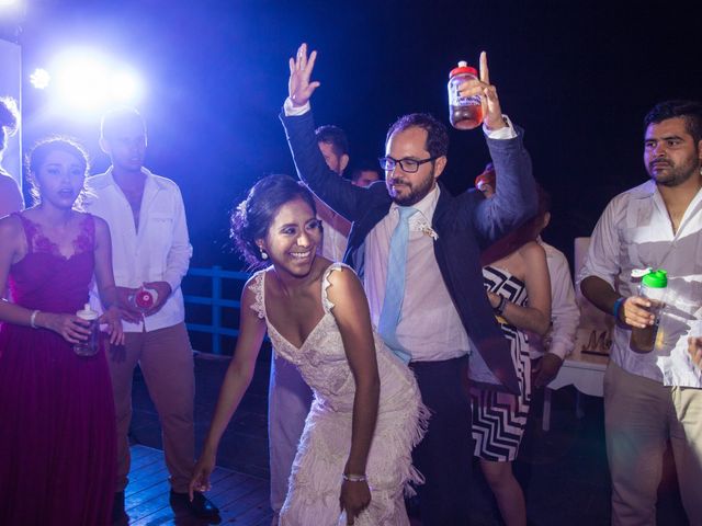 La boda de Arturo y Claudia en Cancún, Quintana Roo 146