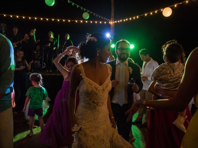 La boda de Arturo y Claudia en Cancún, Quintana Roo 147