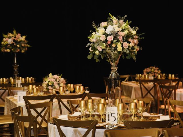 La boda de Luis y Angélica  en Chihuahua, Chihuahua 16