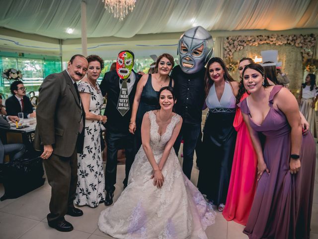 La boda de Oswaldo y Aimée en Uruapan, Michoacán 27