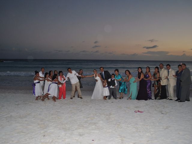 La boda de Mary J  y Hugo  en Cancún, Quintana Roo 7
