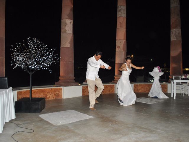 La boda de Mary J  y Hugo  en Cancún, Quintana Roo 10