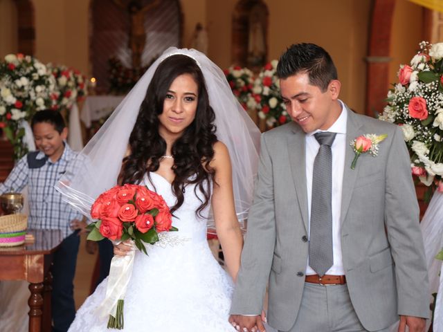La boda de Nacho y Aris en Tejupilco, Estado México 42