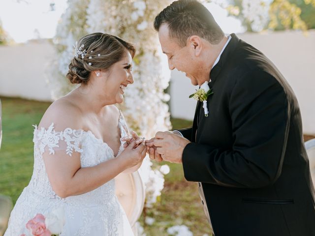 La boda de Javier y Alma en Nuevo Laredo, Tamaulipas 24