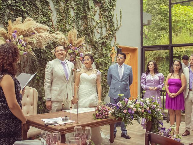 La boda de Marco y Glycia en Xalapa, Veracruz 6