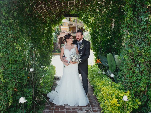 La boda de Ernesto y Gabriela en Chapala, Jalisco 15