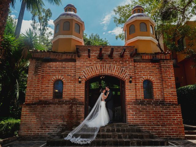 La boda de Ernesto y Gabriela en Chapala, Jalisco 30