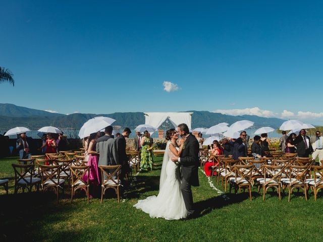 La boda de Ernesto y Gabriela en Chapala, Jalisco 81