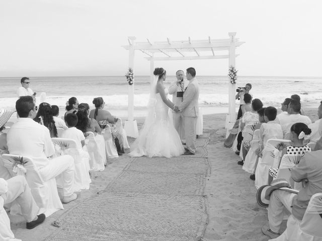 La boda de Mary y Carlos en Bahía de Banderas, Nayarit 2