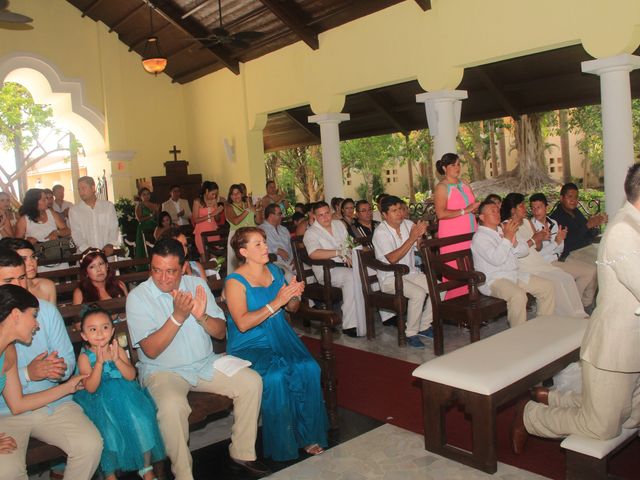 La boda de Mary y Carlos en Bahía de Banderas, Nayarit 6