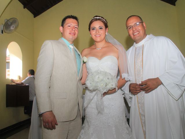 La boda de Mary y Carlos en Bahía de Banderas, Nayarit 7
