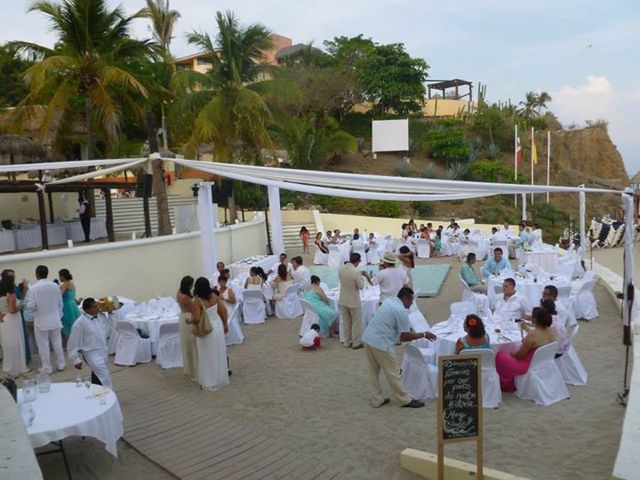 La boda de Mary y Carlos en Bahía de Banderas, Nayarit 22