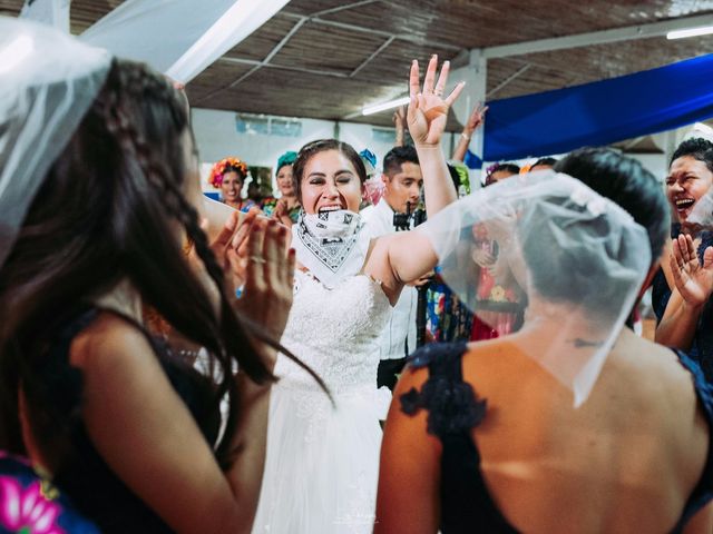 La boda de Ayrton l y Sugeil en Juchitán, Oaxaca 19