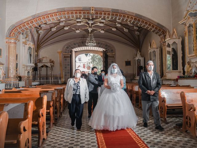 La boda de Erendida y Saúl en Ciudad de Tlaxiaco, Oaxaca 27