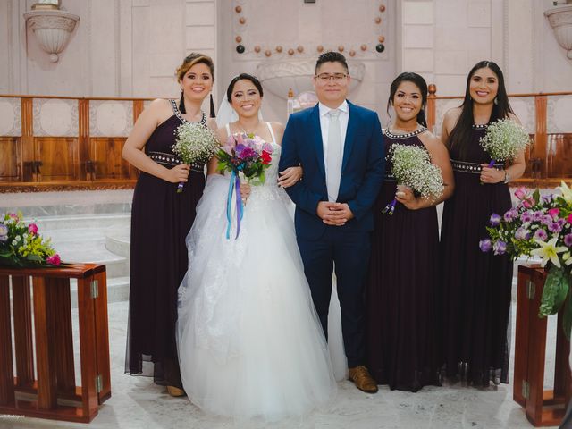 La boda de Víctor y Victoria en Coatzacoalcos, Veracruz 23
