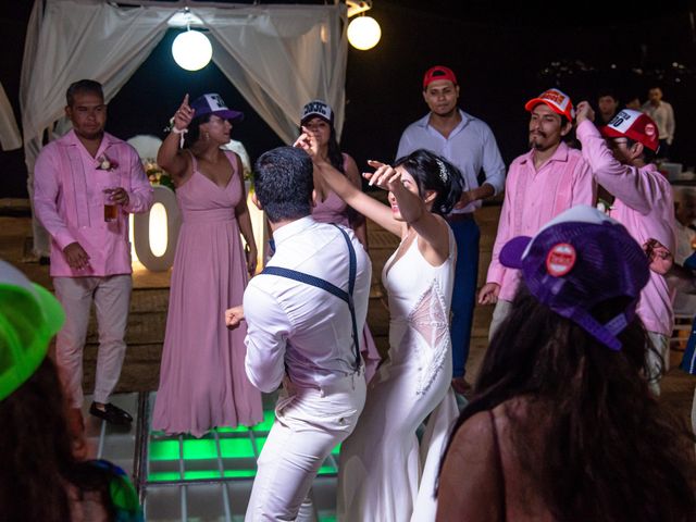La boda de Estefani y Rubén en Acapulco, Guerrero 33