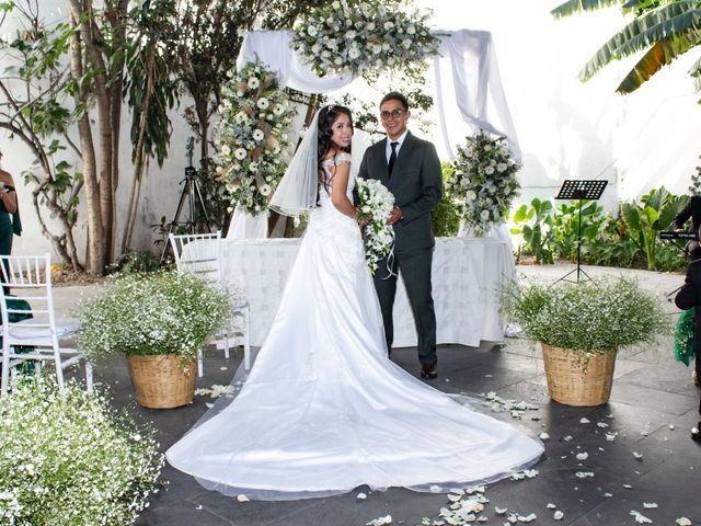 La boda de Emmanuel y Jocelín en Cholula, Puebla 38