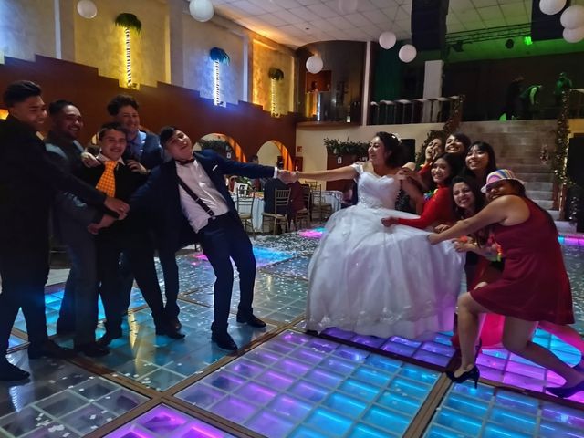 La boda de Brian  y Karina  en Ecatepec, Estado México 7
