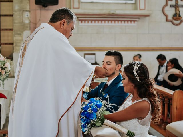 La boda de Christofer y Maria en Saltillo, Coahuila 18