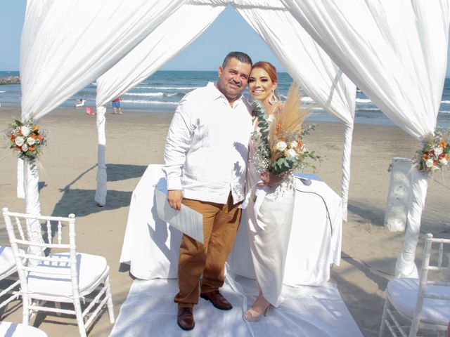 La boda de Efraín y Lizeth en Veracruz, Veracruz 24